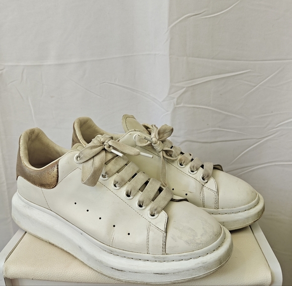 Alexander McQueen Other - Alexander McQueen Oversized White Leather Trainers Size EU 42 US 9 E Men's